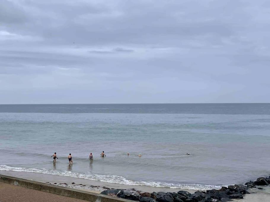 Vue Exceptionnelle En Front De Mer, 8 Personnes Ver-sur-Mer Экстерьер фото